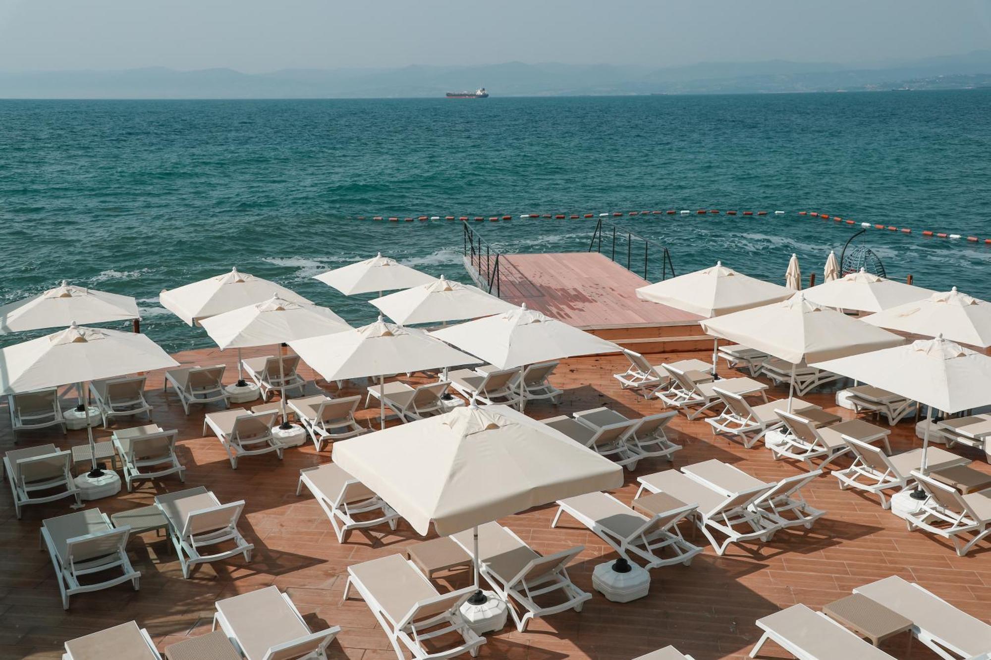 Vira Otel Suites Sinop Exteriér fotografie
