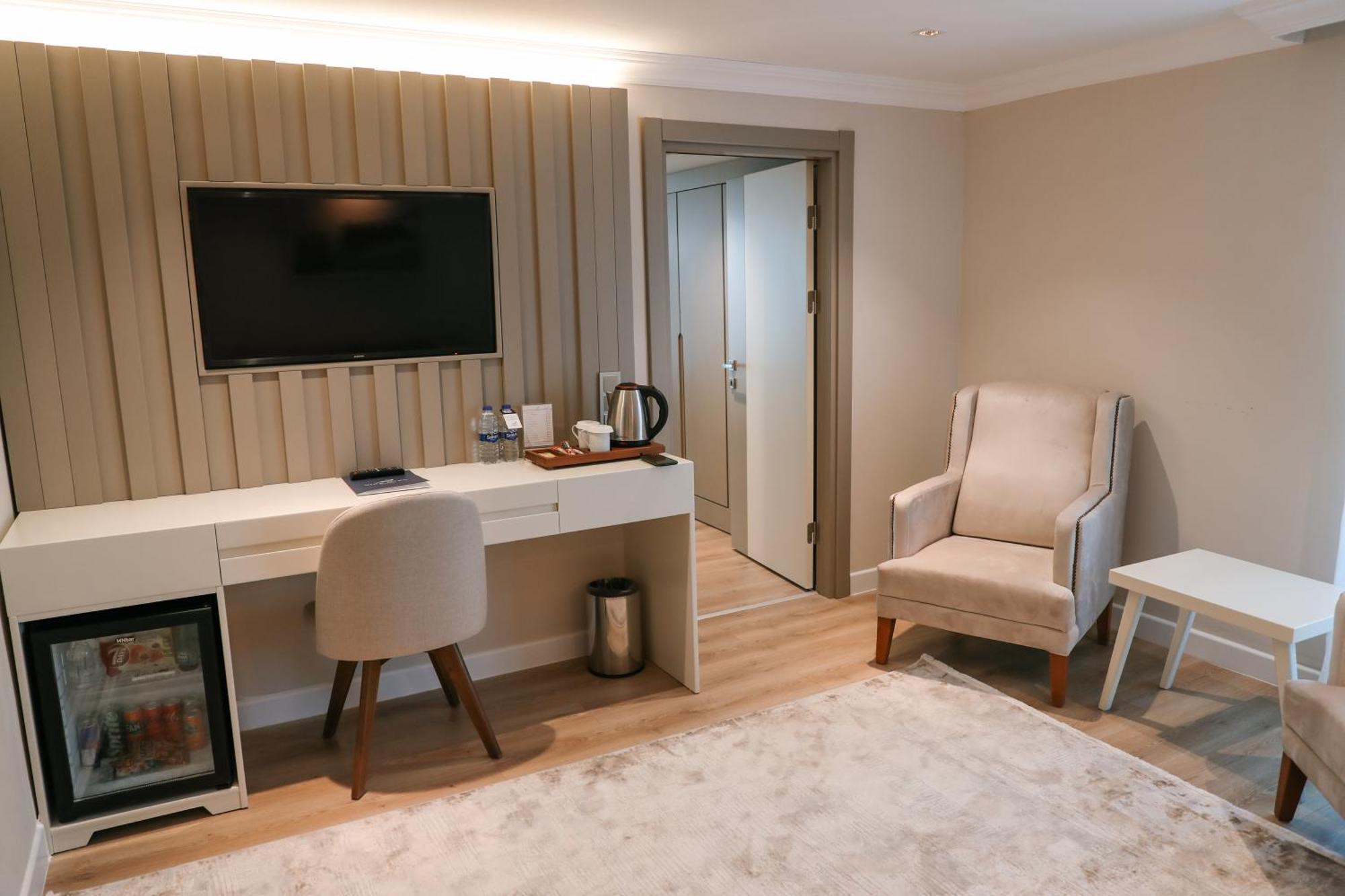 Vira Otel Suites Sinop Exteriér fotografie