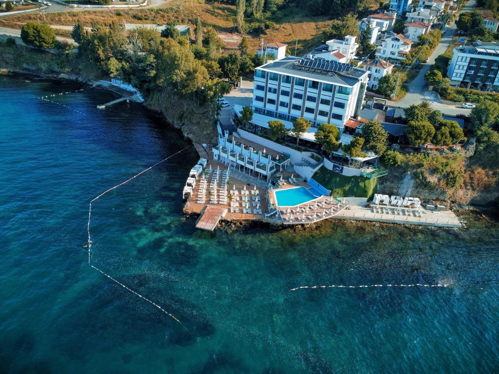 Vira Otel Suites Sinop Exteriér fotografie